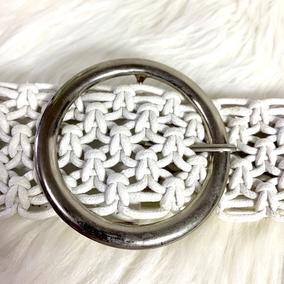 Sexy white Aldo belt - Picture 3 of 5